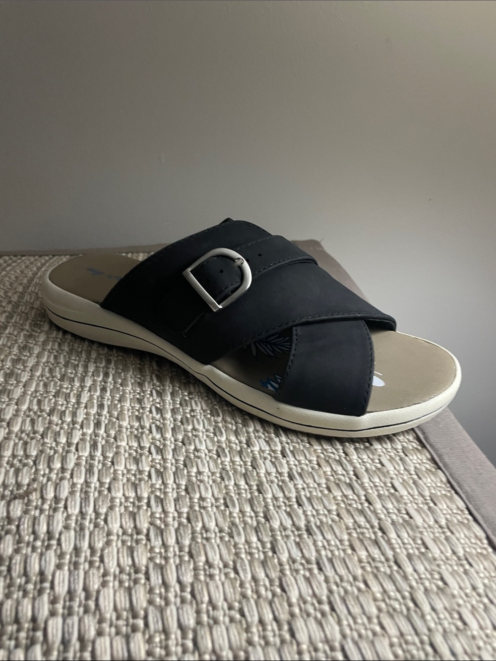 easy street Black Crisscross Buckle Slide Sandal